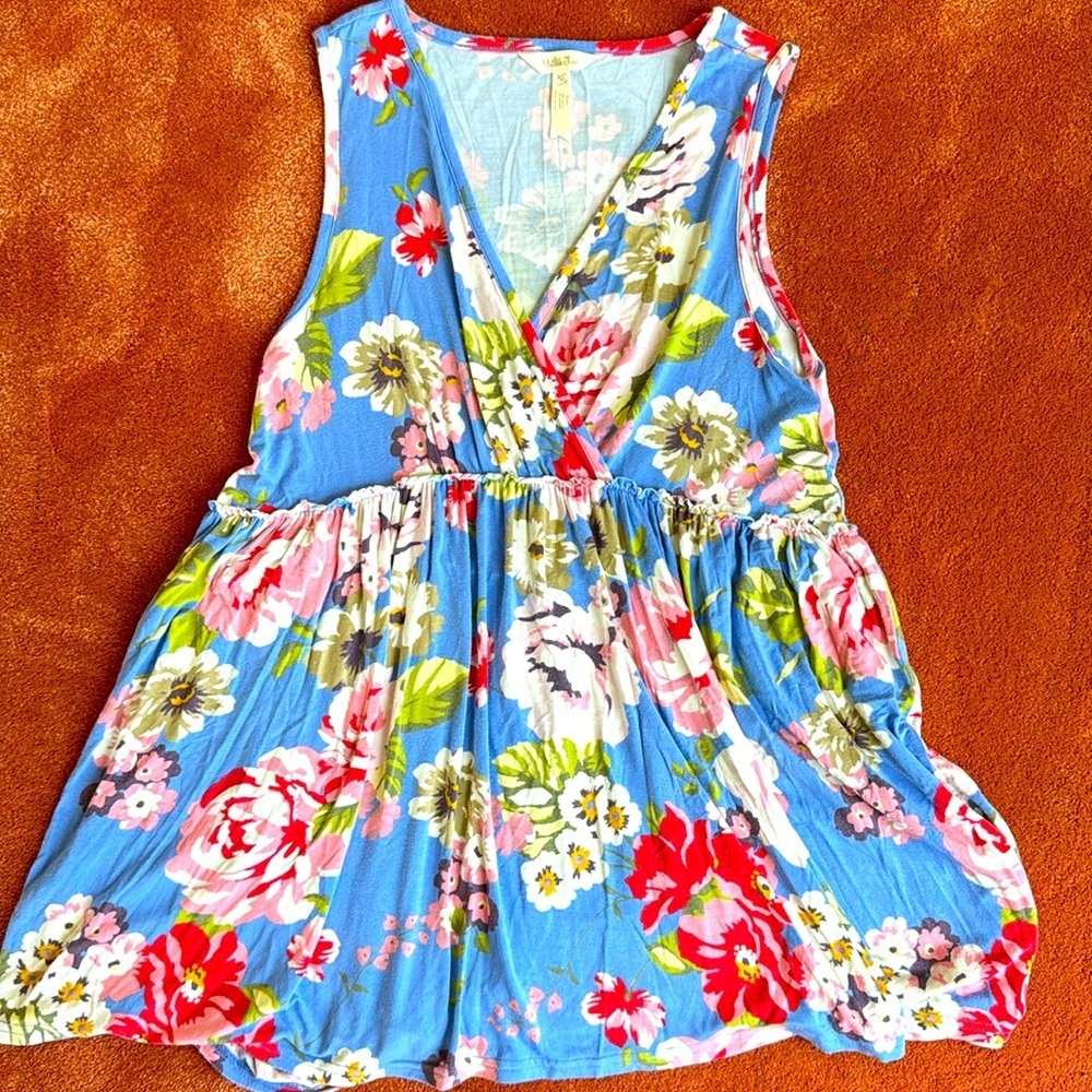 Matilda Jane floral tank top with flowy bottom. Very flattering. Floral